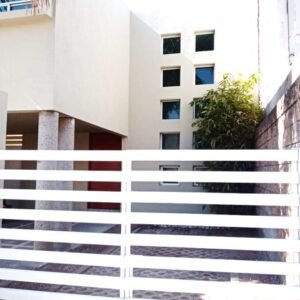 Espaciosa y hermosa casa en venta en Fraccionamiento Tabachines.