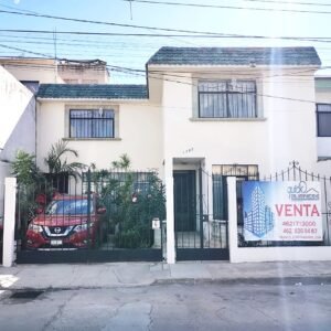 Bonita casa en venta calle cascada las reynas