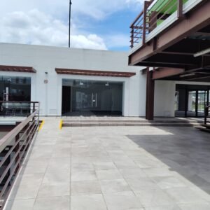 VENTA DE LOCALES COMERCIALES, EN CENTRO COMERCIAL MAC IRAPUATO